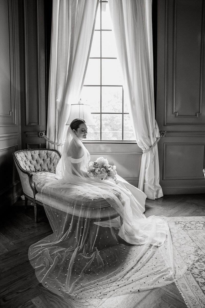 Bridal portrait at the mason dallas