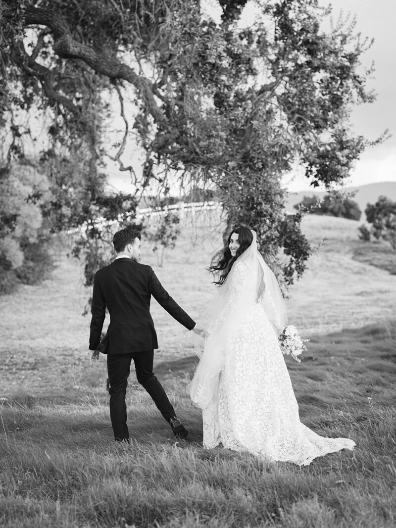 695-HC-Bride-Groom-Hannah Quintana Photography