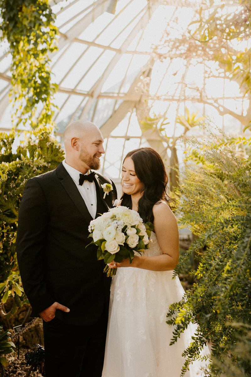 Pittsburgh wedding photography at Phipps Conservatory