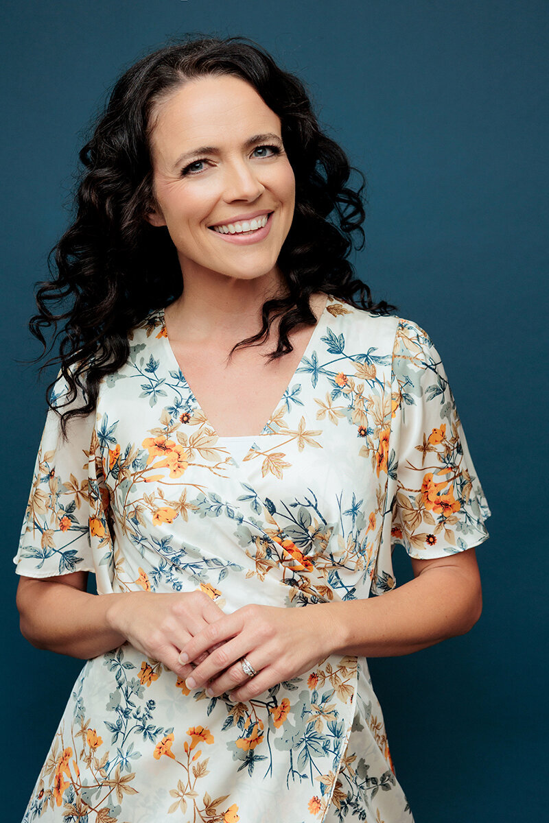 Westlake Village headshot photographer, Alyson Berg, showing up for her business