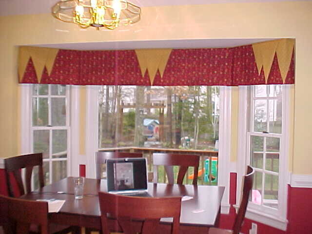 21 Bedeckers Interiors - Kristine Gregory - Foxhall breakfast BEFORE
