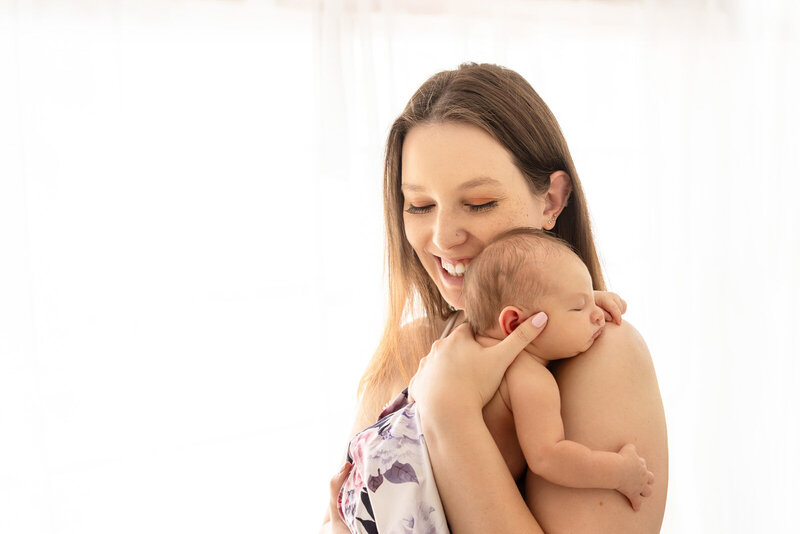 Stunning newborn session German dads