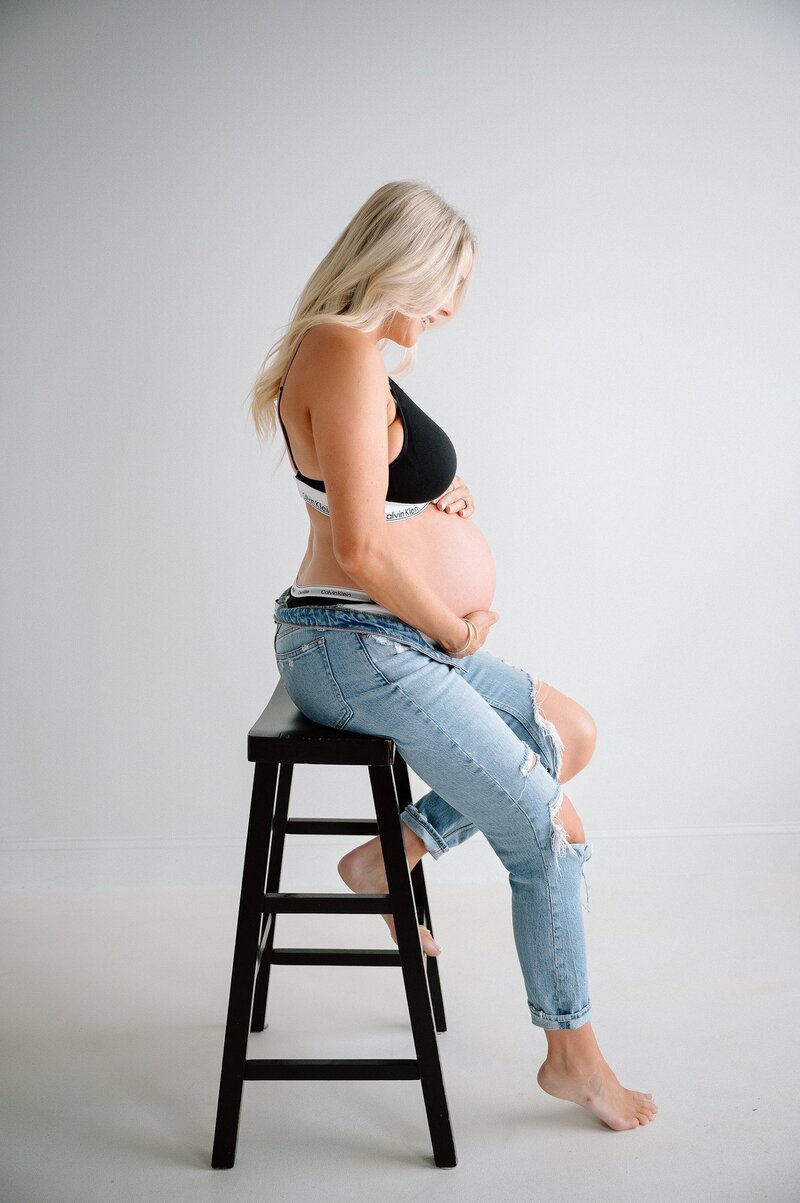 Maternity Photographer. Studio. Family Photographer Lexington Kentucky
