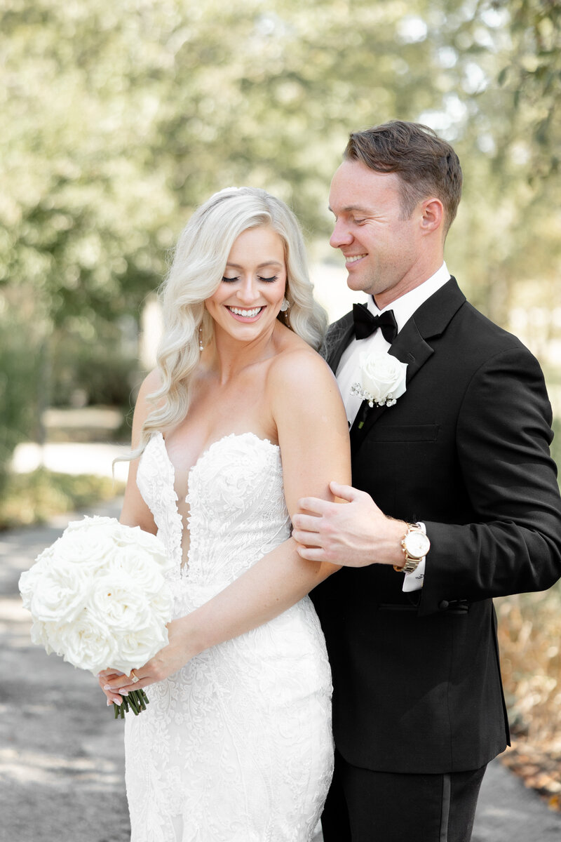 Indiana_Michigan_Wedding Planner_Lizton_Lizton Lodge_Betrothed_Bride & Groom_Bridal Fashion