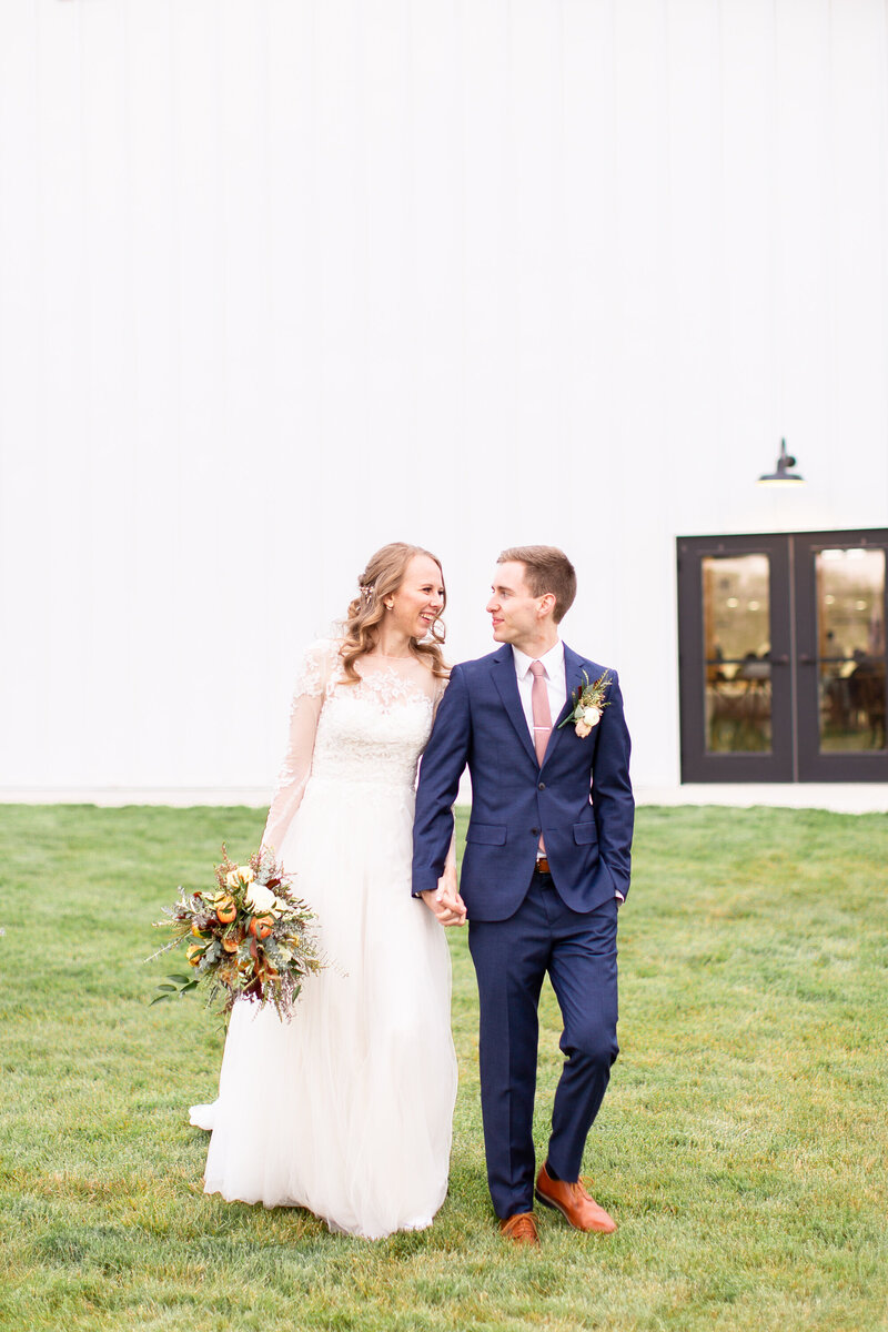 Emerald Pines Wedding - Sioux Falls Wedding Photographer - Madison & Dave - Highlights-221
