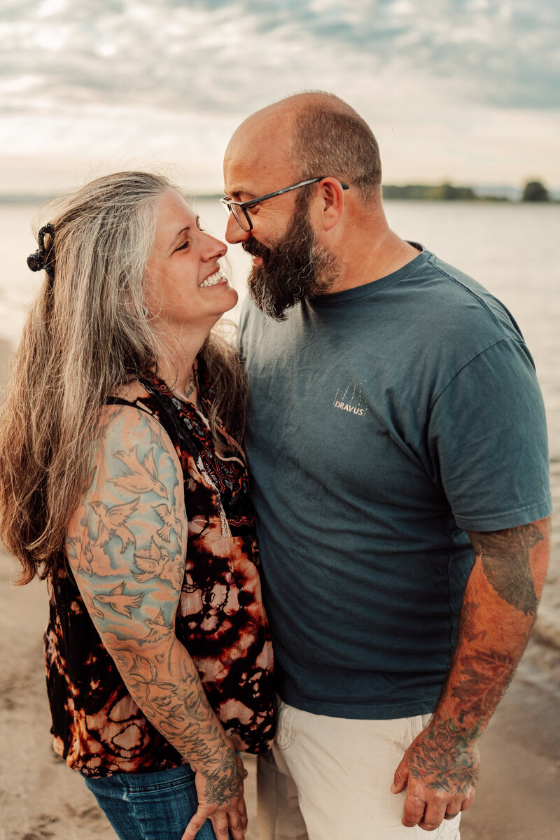 Portland-Oregon-Couples-Photographer-087