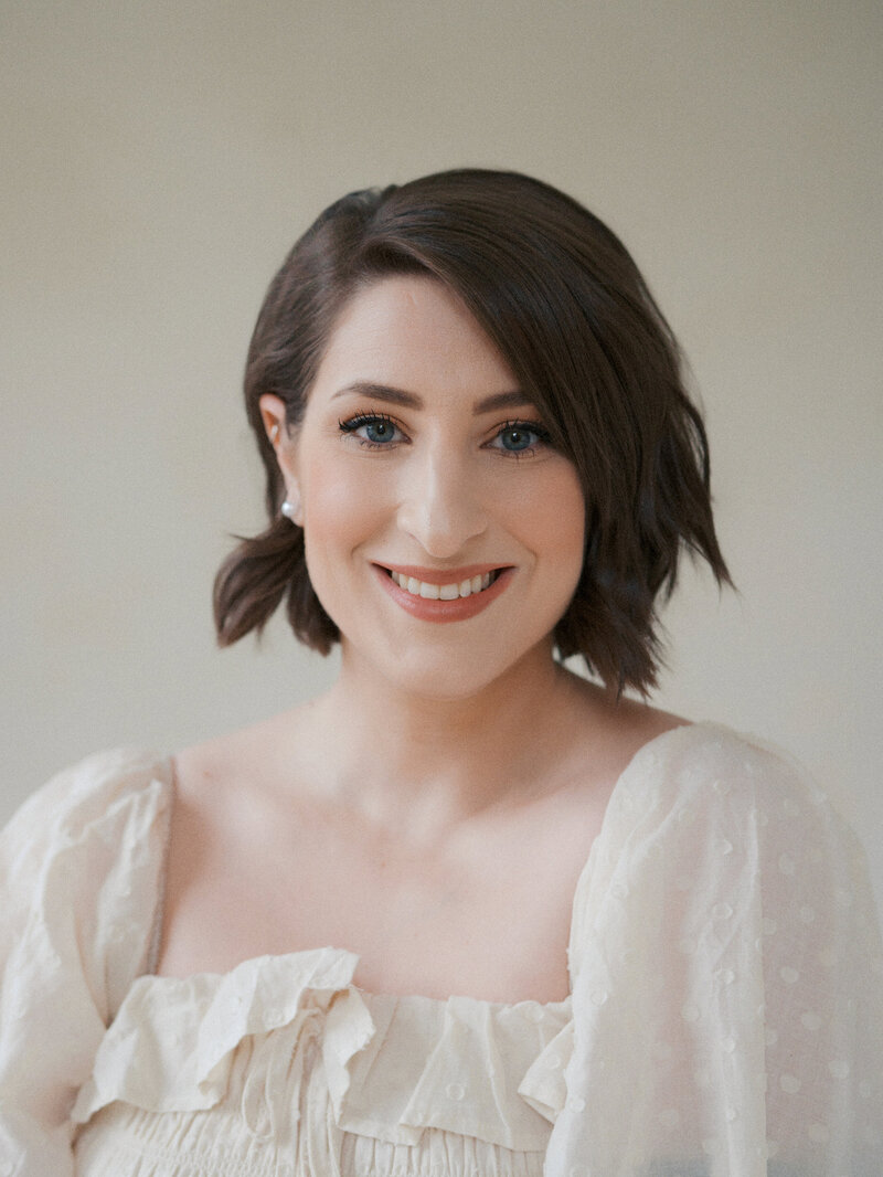 Vancouver family photographer Lorenza Tessari Headshot
