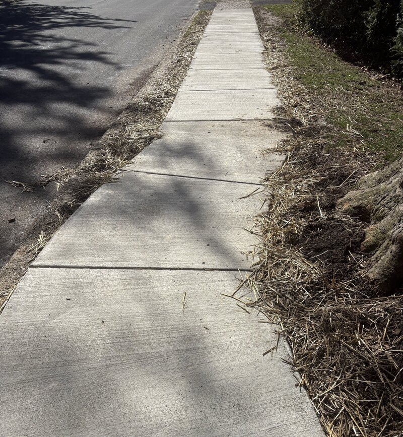 curved sidewalk