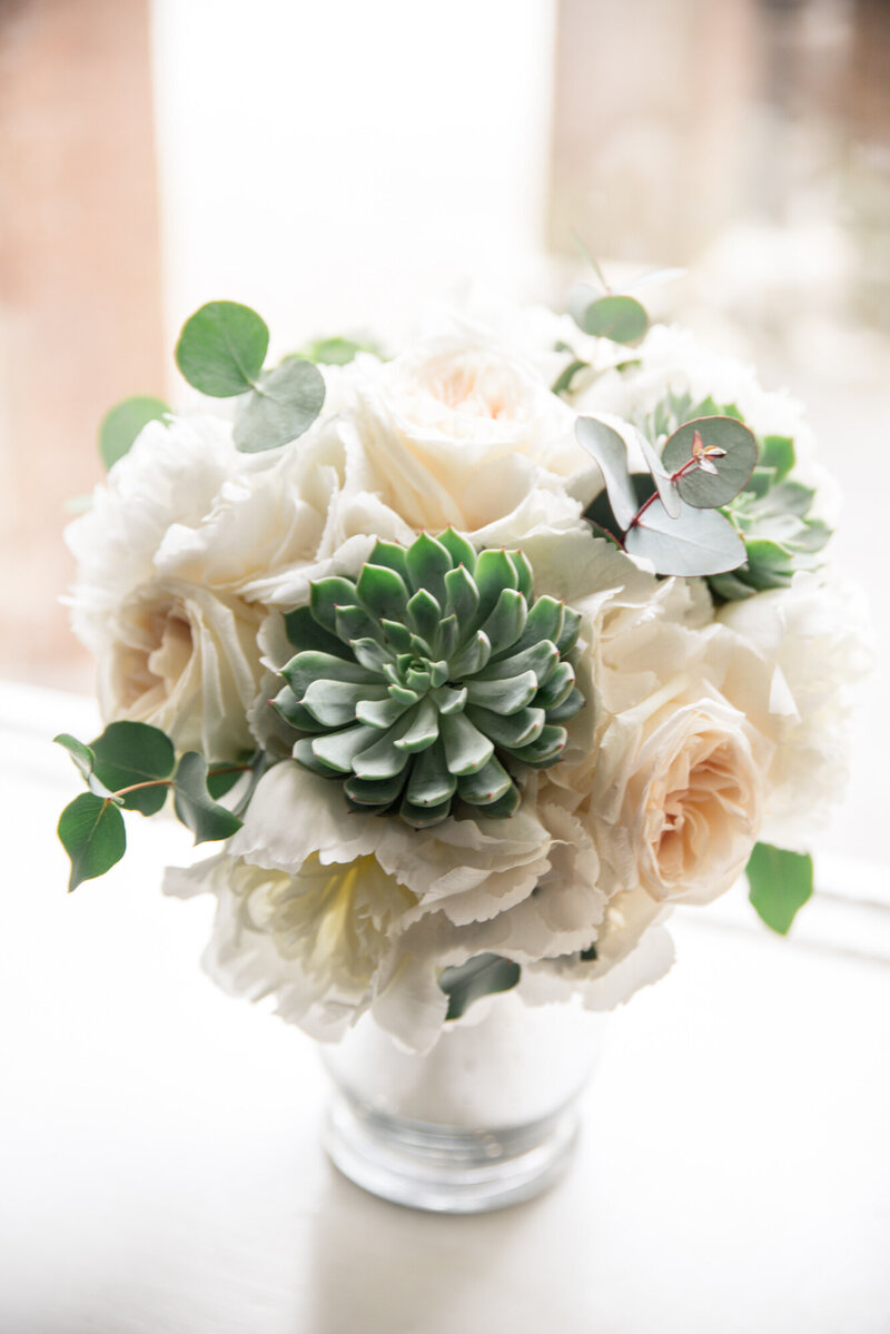 White wedding bouquet at Scorrier House