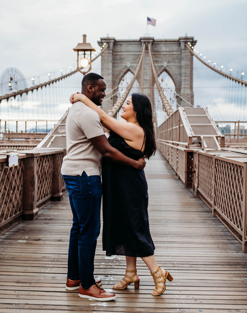 Couples session at Brooklyn Bridge, iconic New York City Landmark.