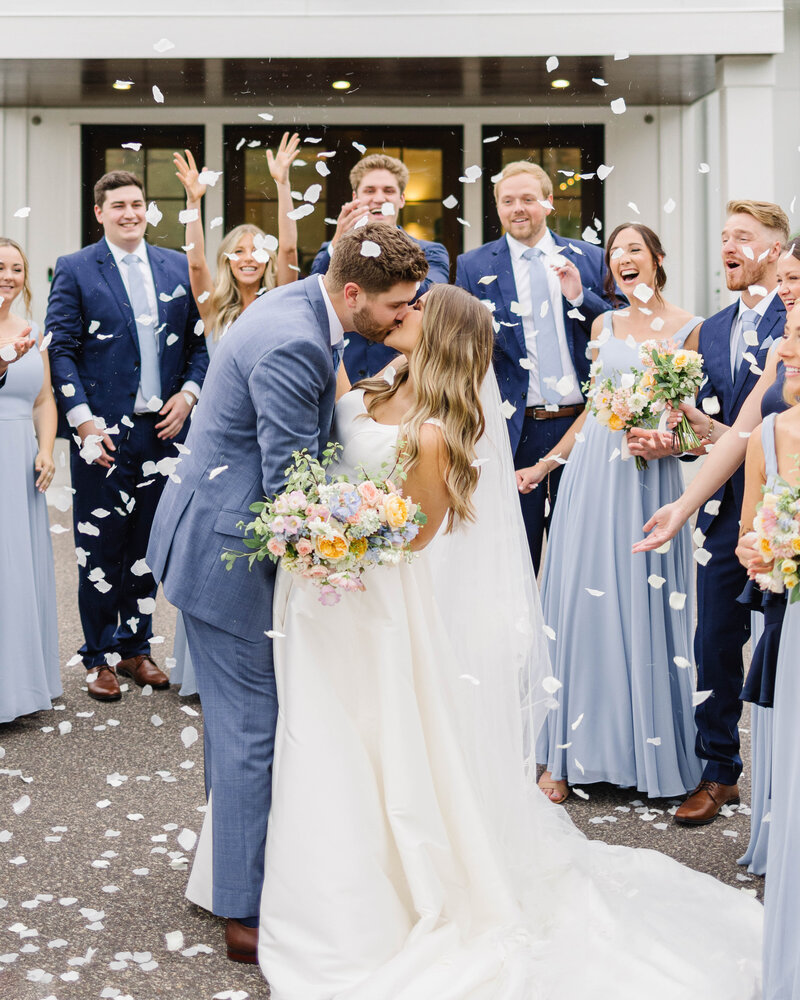 55 Hutton-House-Minneapolis-Wedding-Party