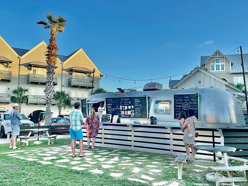 Airstreamsnowcones