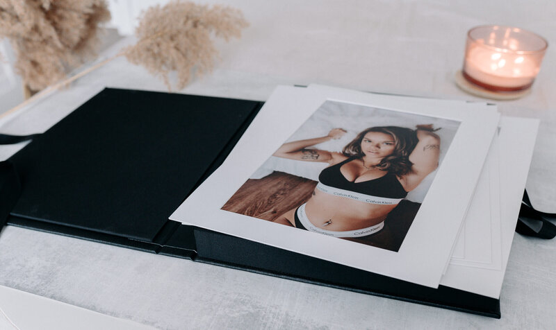 Products Folio Box with pictures
