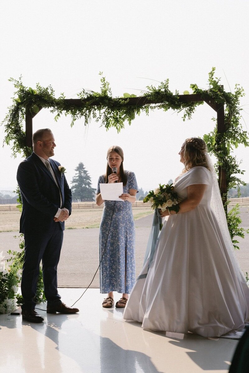 classic-and-documentary-style-wedding-photography-300