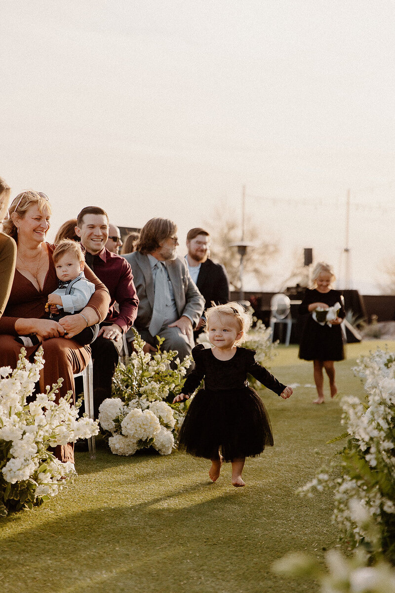kelsey-kohl-wedding-preview-taylorraephotofilm-91