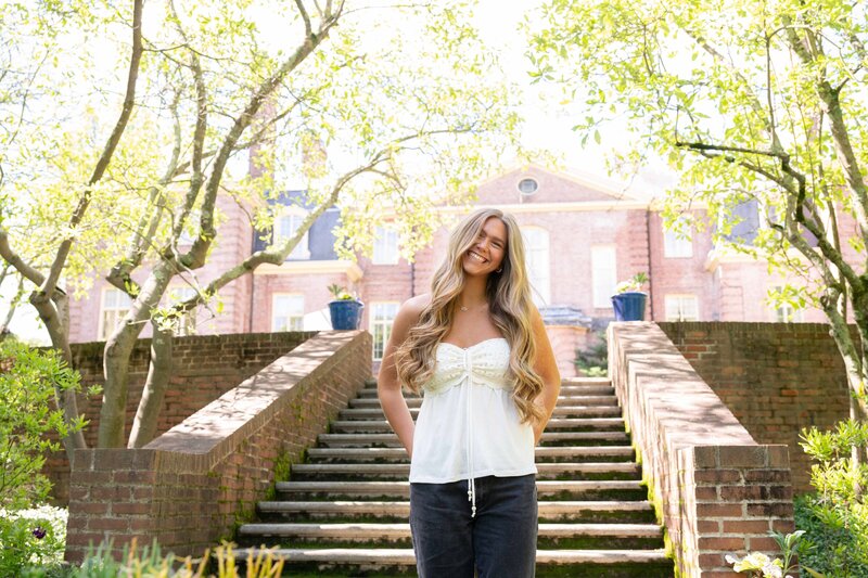 KingwoodCenterGardensSeniorPhotosPositivelyPortraits-3