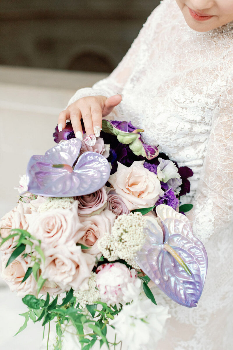 Purple wedding bouquet for purple theme wedding