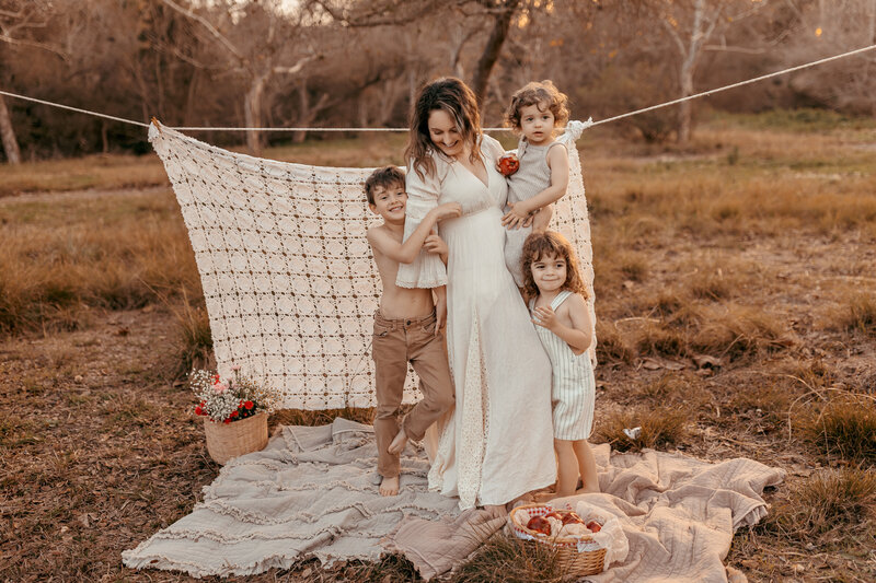 newborn maternity photographer in appleton wisconsin