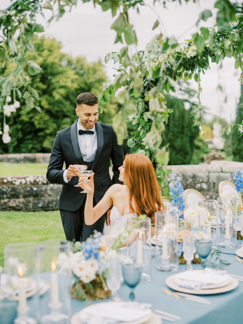 elegant-wedding-dinner-table