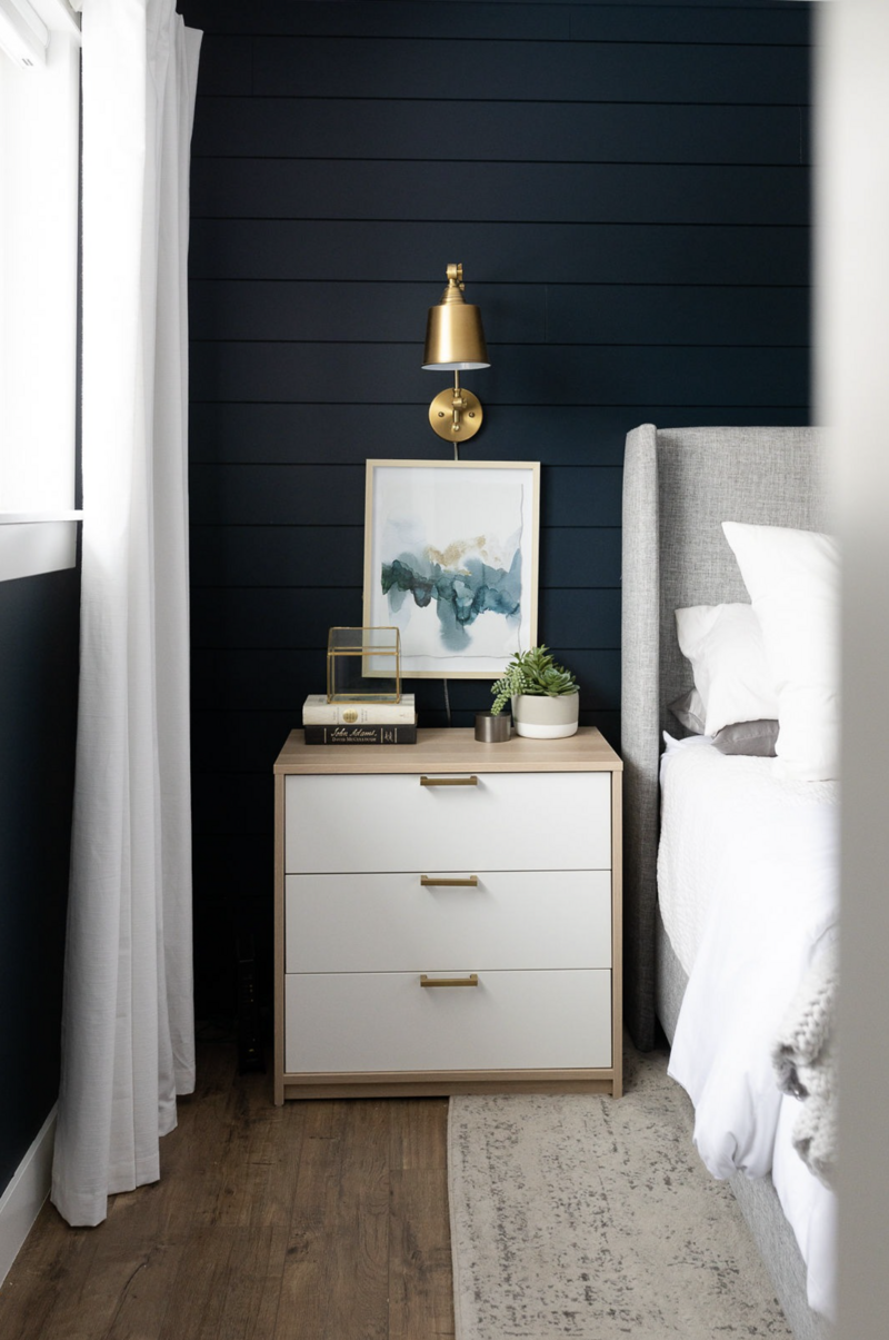 Woman setting a table for a workshop