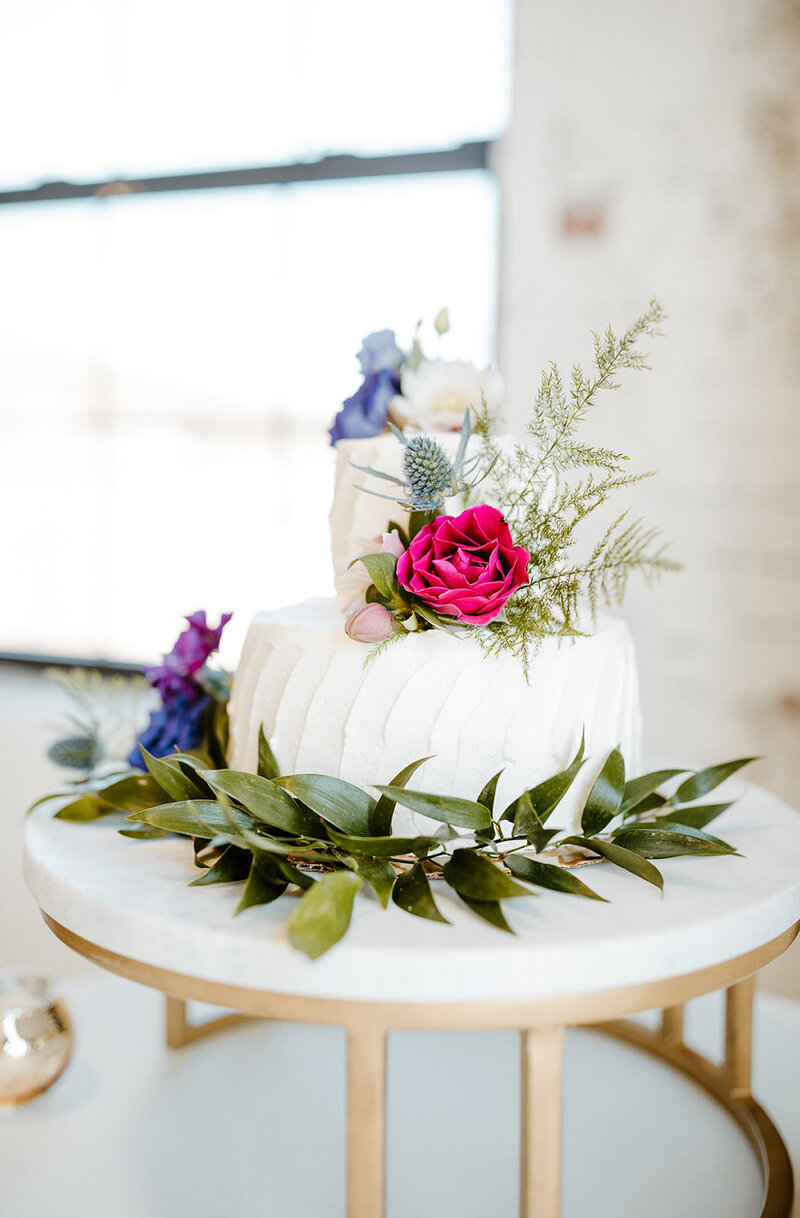 wedding cake at Southern California elopement