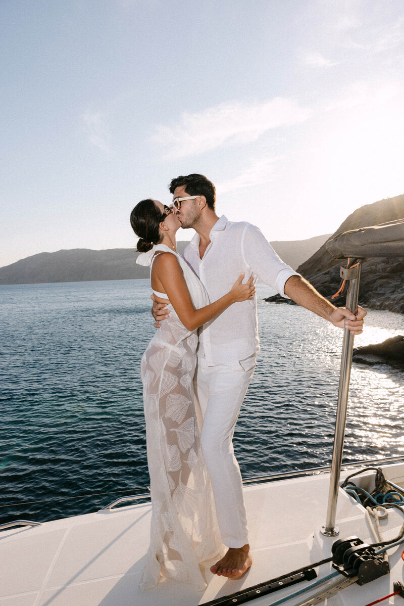pre wedding day boat mykonos greece 40