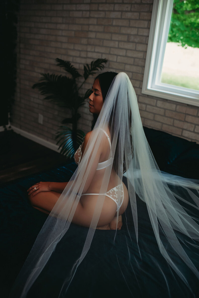 Michigan-Bridal-boudoir-KearstynMeyers88