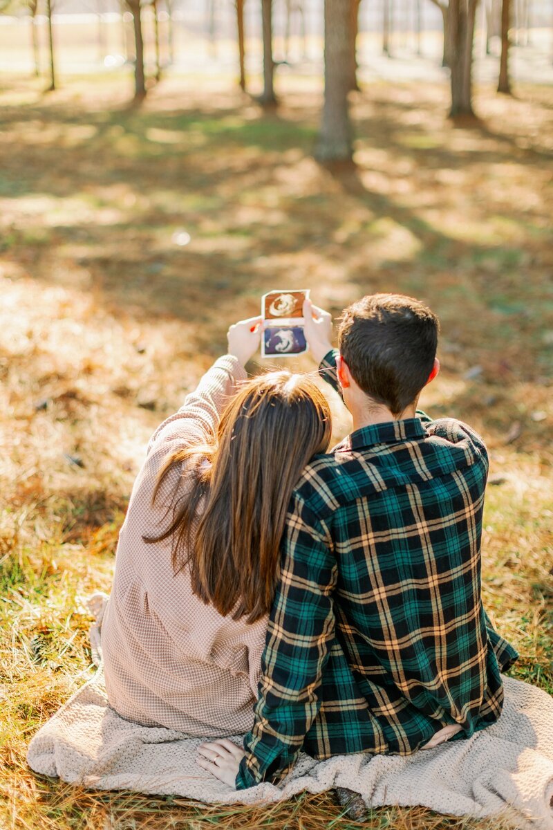 Jen + Austin Announcement-102