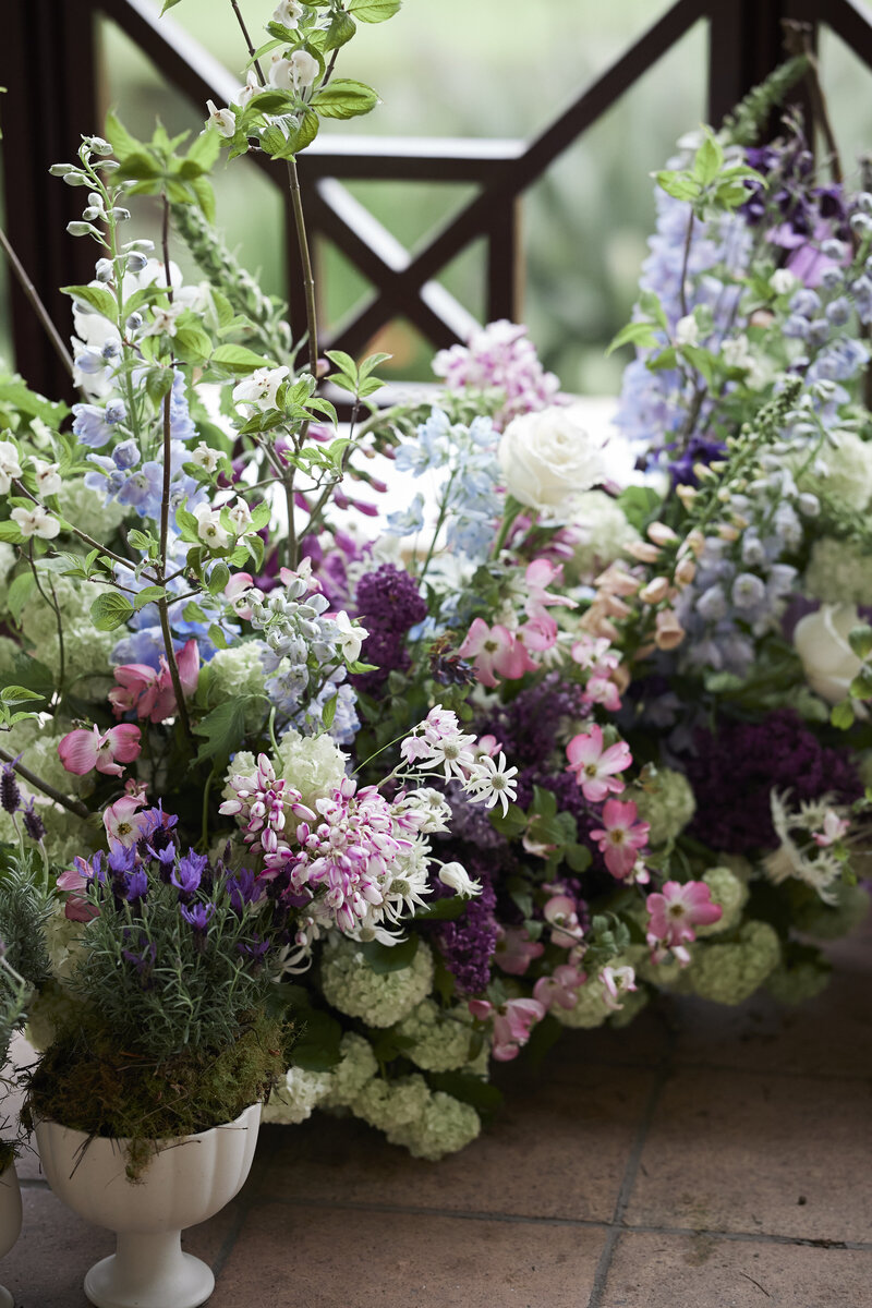 Wedding Flower Decor by Estúdyo