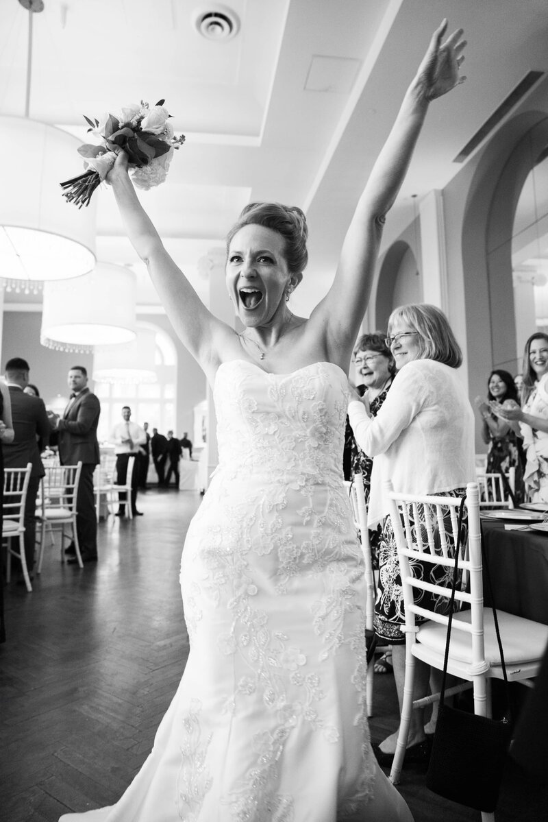 Colorado-Wedding-Photographer-Reception-Fun-Wildflower-Weddings-17