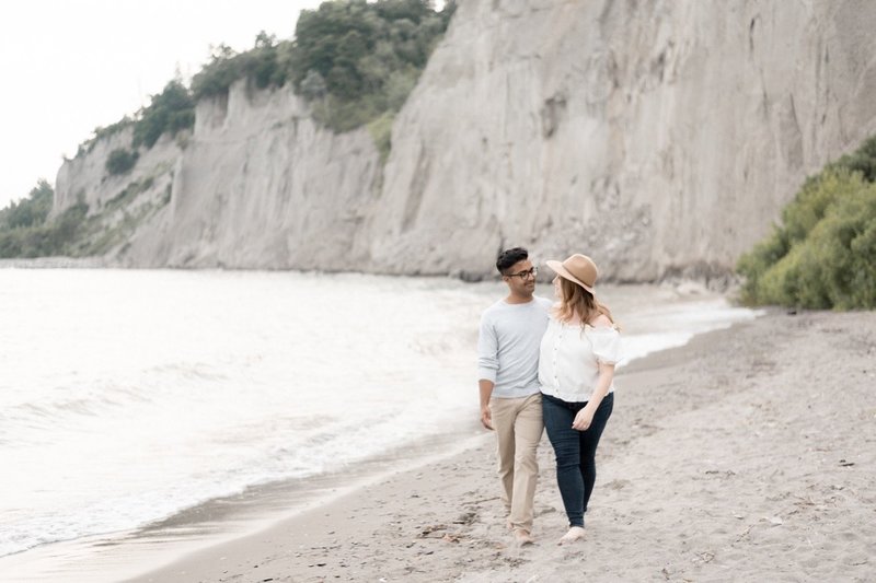 04_Scarborough Bluffs Engagment Session-20
