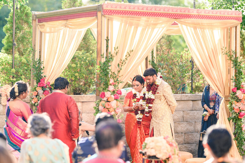 milwaukee-indian-wedding-veterans-terrace-the-paper-elephant-0079