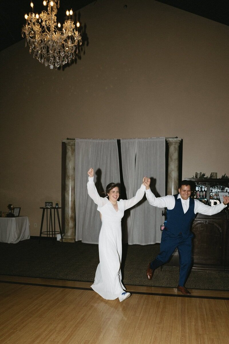 classic-and-documentary-style-wedding-photography-85