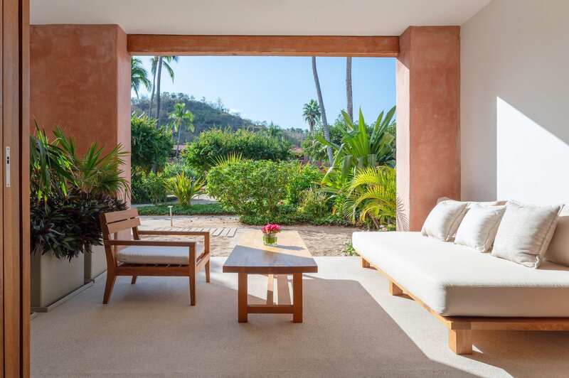 02-1-Careyes-Mexico-Properties-El-Careyes-Club-and-Residences-6A-Suites-Lounge-5345