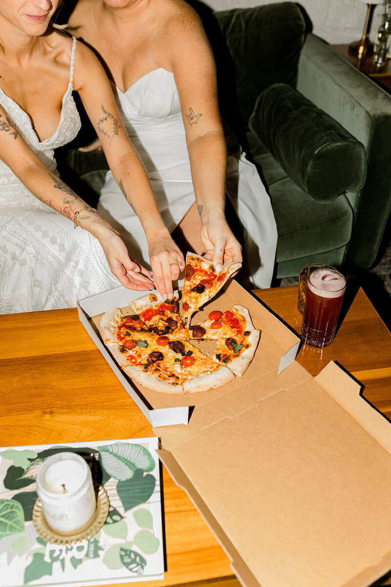 bold modern urban wedding_byadamandbecca-509_websize