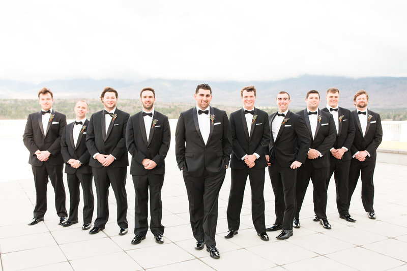 groom and groomsmen