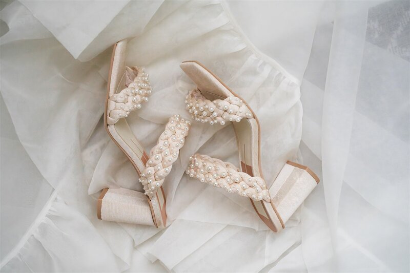 8-3-24 KANAS-RUSSELL Chloe + Julia_WedPhotoSneakPeek-5