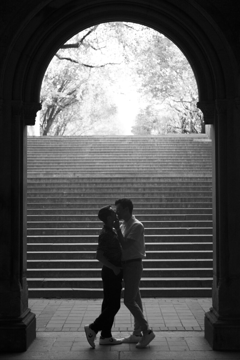 Bride and Groom with the Golden Gate Bridge