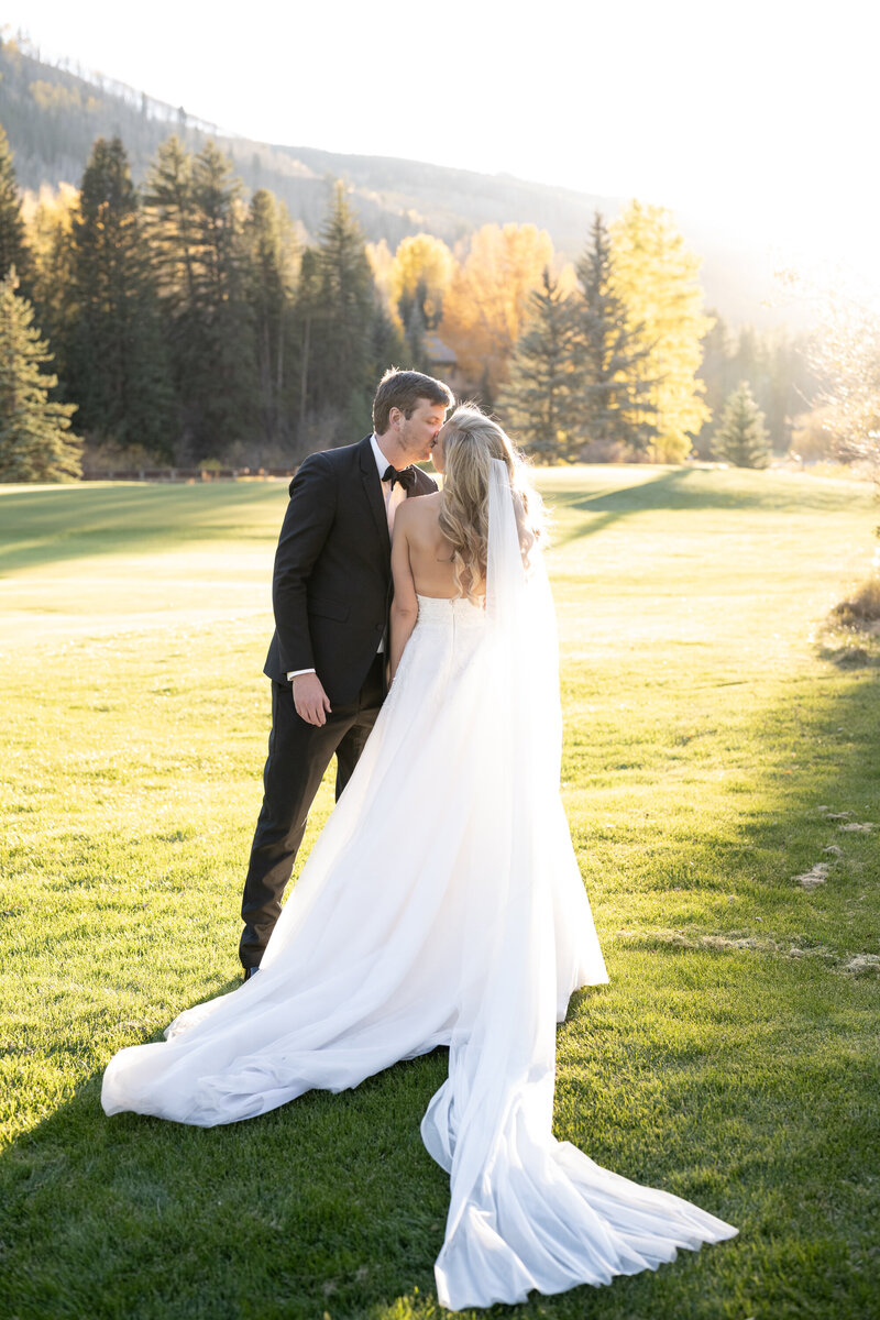 Four Seasons-Vail-Bride and Groom-034