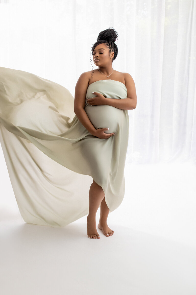 flowy fabric maternity photo