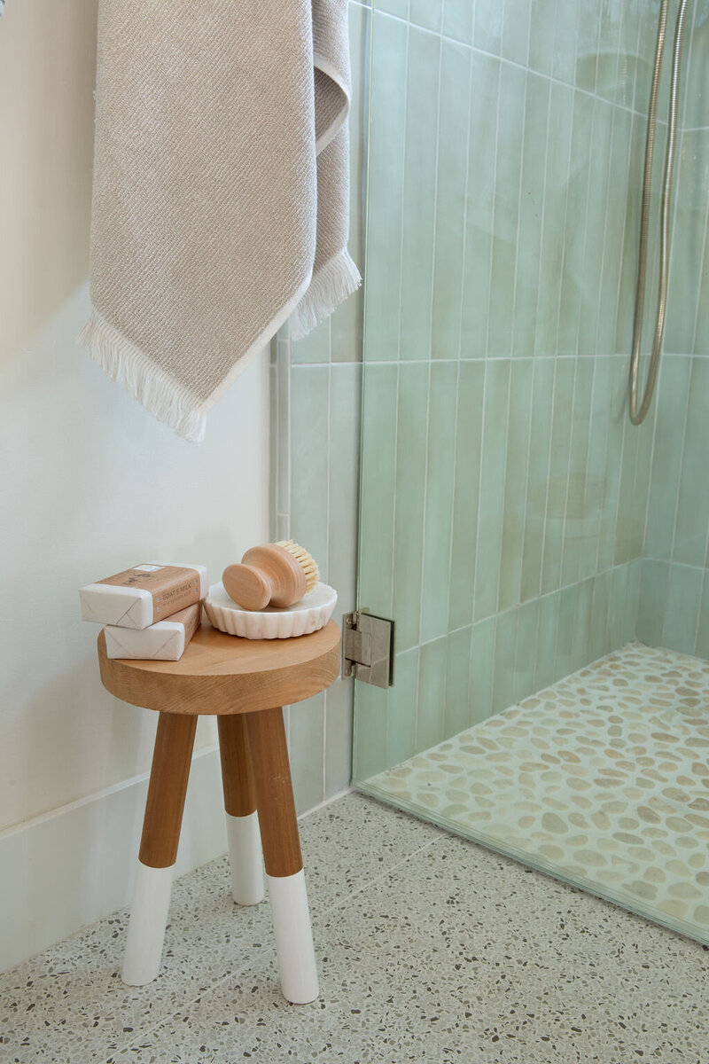 primary bathroom with stool
