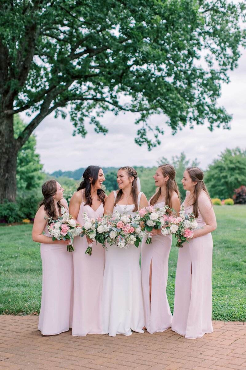 Newton-NC-Rock-Barn-May-Wedding-Katelyn_Shelley-Photography-1 (13)