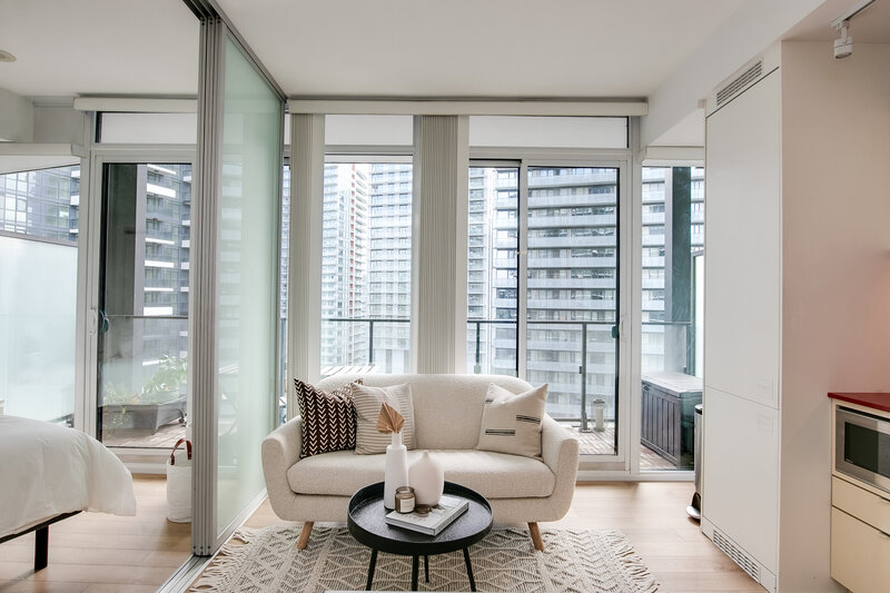 015_Living Room