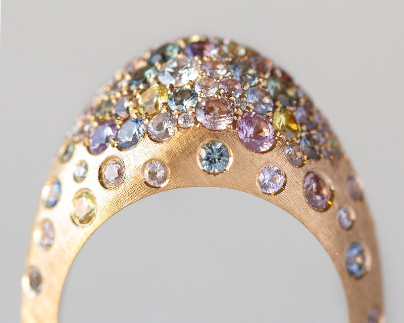 Eve gold ring with multicolour gemstones