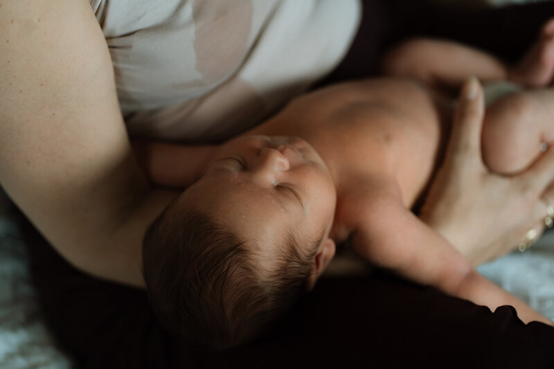 Worcestershire Newborn Photographer of newborn in natural photo