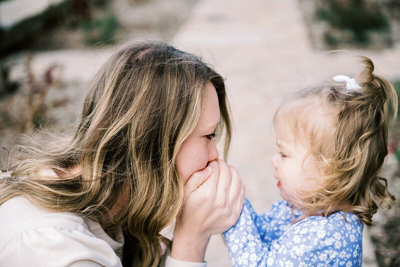 DeleoSpring2023FamilySession-64