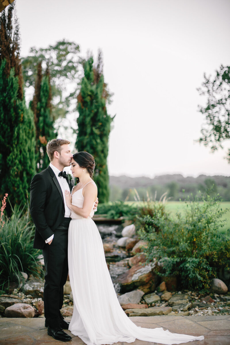 Villa_di_Felicita_wedding_bridal_sesseion_by_Dallas_Wedding_Photographer_Julia_Sharapova-15