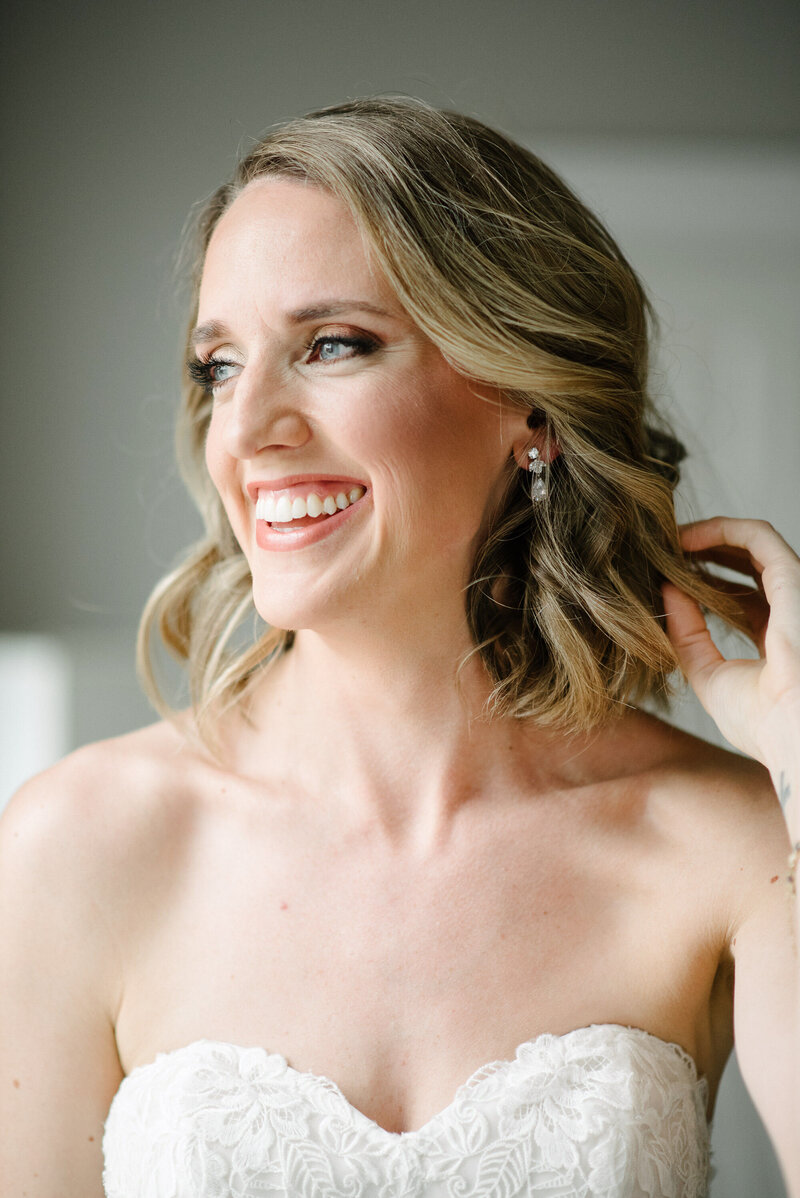 best-ct-wedding-makeup-artist-the-inn-at-longshore-wedding-westport-ct-3