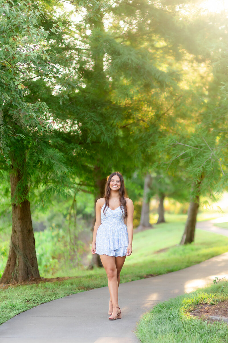 Tampa-Florida-Senior-Photographer-urban-nature-beach-senior-session-senior-portraits-girls-senior-portrait-ideas29