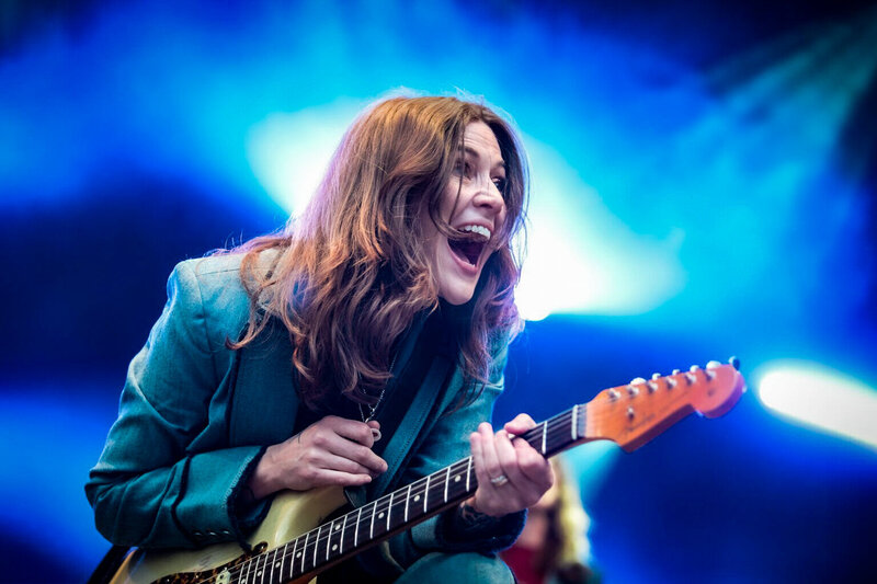 Light Shifter Studios captures imags of Larkin Poe in Wilkesboro, North Carolina. 